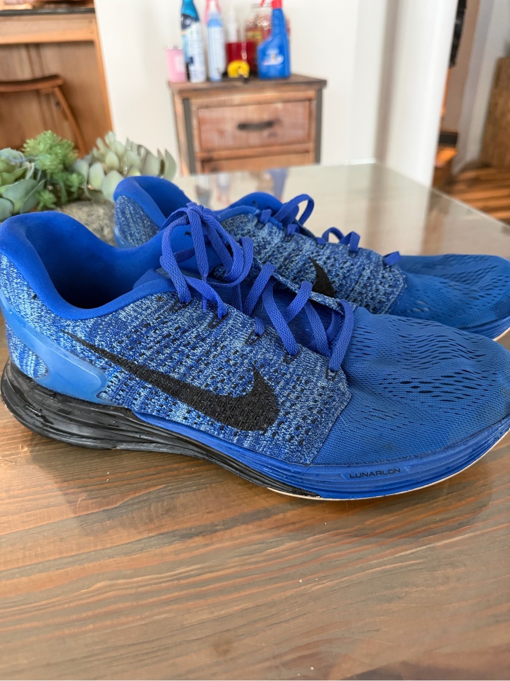Nike Men’s Blue Running Shoes with Black Swoosh Lunarglide 7 size 11B
